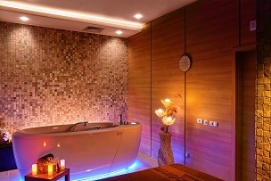 Whirlpool bathtub Alpha Deluxe | Lucky Bansko SPA & Relax