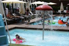 Outdoor swimming pool 12 | Lucky Bansko