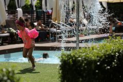 Outdoor swimming pool 14 | Lucky Bansko