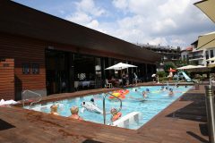Outdoor swimming pool 3 | Lucky Bansko