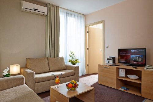 Lucky Bansko Aparthotel SPA & Relax | Livingroom in Lux studio