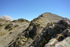 Climbing Muratov peak