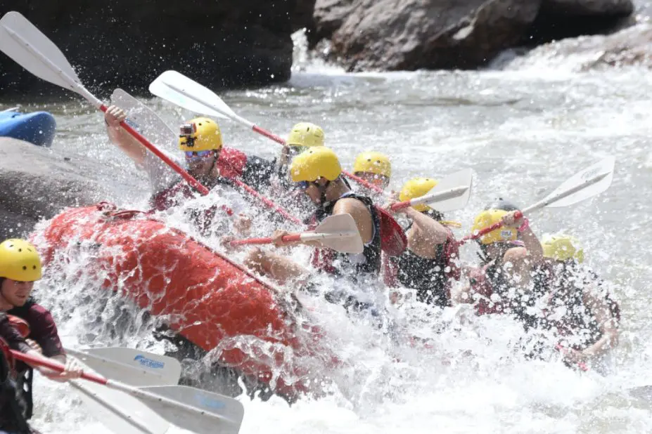 Rafting in Momina Klisura