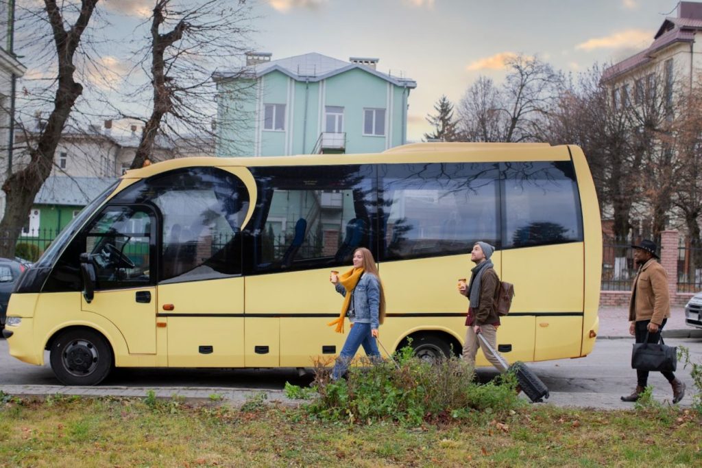 Пътници до автобус Варна-Банско.