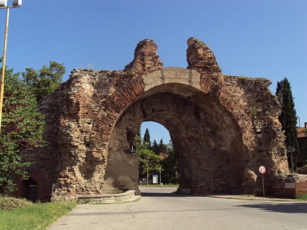 11 римски и старинни градове в България