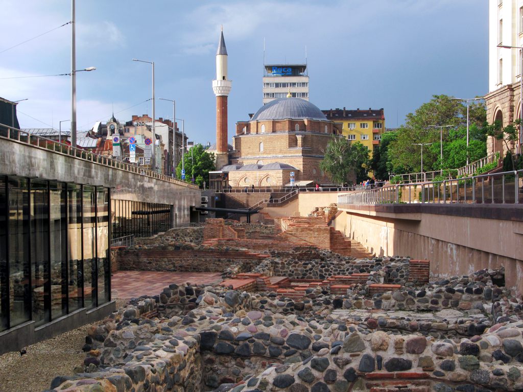 11 римски и старинни градове в България
