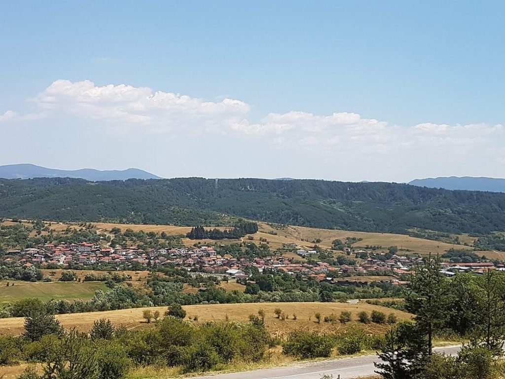 село Горно Драглище